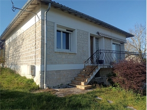 maison-villa à la vente -   86460  AVAILLES-LIMOUZINE, surface 100 m2 vente maison-villa - APR693051